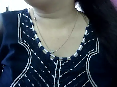Cute Aliyaa online show from 05/08/26, 10:30