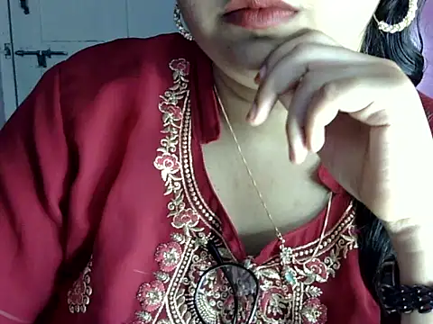 Snapshot of Cute_Aliyaa chatting on 07/03/26, 01:28 Cute Aliyaa online show from 07/03/26, 01:28