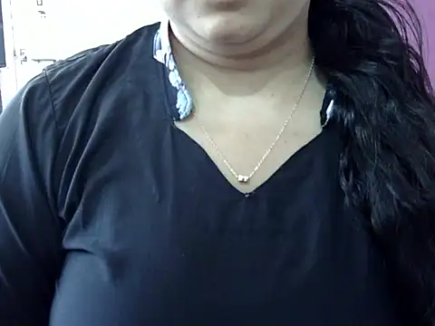 Cute Aliyaa online show from 03/30/26, 09:44