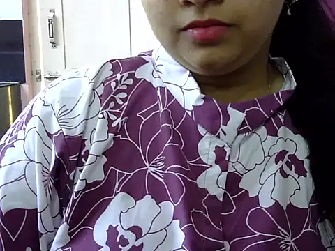 Cute Aliyaa online show from 04/10/26, 11:17