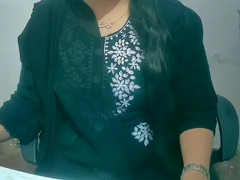 Cute Aliyaa online show from 03/03/26, 08:21
