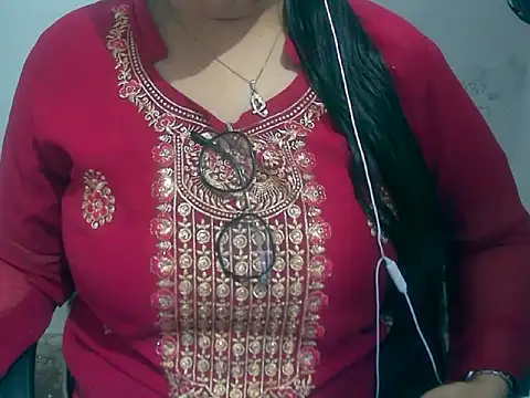 Cute Aliyaa online show from 03/13/26, 09:25