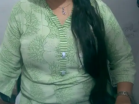 Cute Aliyaa online show from 03/11/26, 10:42