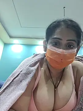 Snapshot of diyam4002 chatting on 02/14/26, 09:09 diyam4002 online show from 02/14/26, 09:09