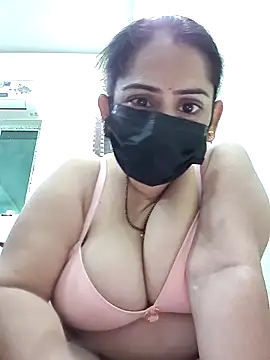 Snapshot of diyam4002 chatting on 02/26/26, 02:06 diyam4002 online show from 02/26/26, 02:06