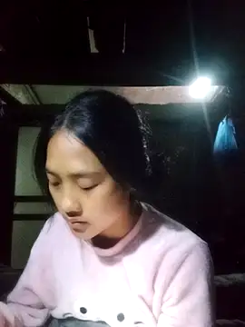 Hoa-tuylip online show from 02/07/26, 12:02