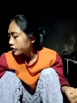 Hoa-tuylip online show from 03/22/26, 01:12