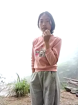 Hoa-tuylip online show from 03/08/26, 02:04