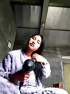 Hoa-tuylip online show from 02/23/26, 06:25