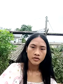 Snapshot of Hoa-tuylip chatting on 07/29/26, 07:18 Hoa-tuylip online show from 07/29/26, 07:18