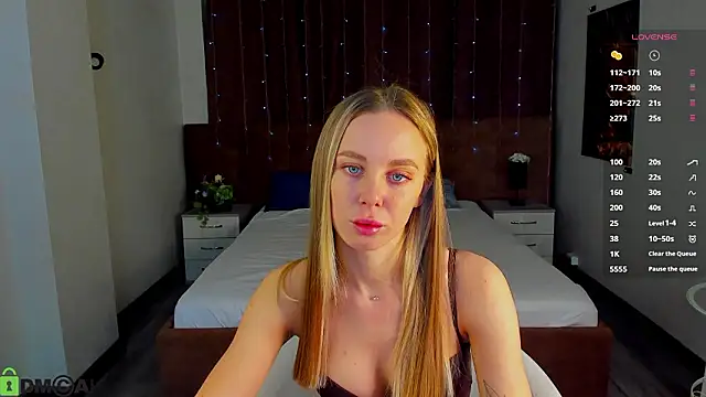 Tesssa Young online show from 03/30/26, 12:56