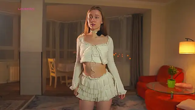 SharaNewbern online show from 03/09/26, 02:42