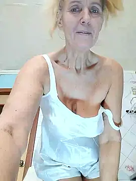 Snapshot of lukerya chatting on 01/17/26, 07:12 lukerya online show from 01/17/26, 07:12