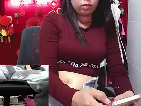 Snapshot of song_ngan chatting on 02/07/26, 10:01 song ngan online show from 02/07/26, 10:01