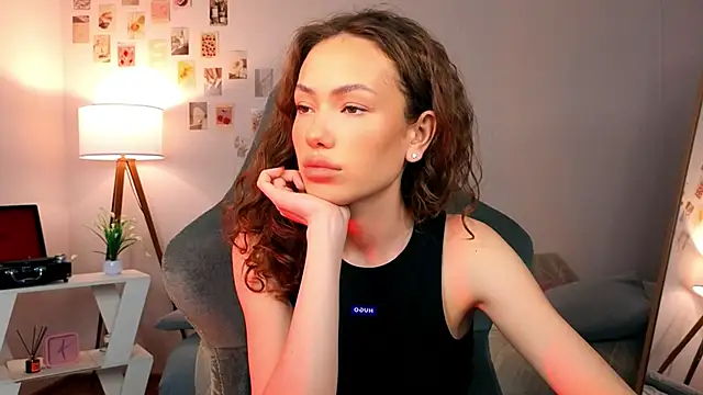 Snapshot of nexorine chatting on 02/26/26, 01:44 nexorine online show from 02/26/26, 01:44