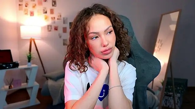 Snapshot of nexorine chatting on 02/20/26, 11:56 nexorine online show from 02/20/26, 11:56