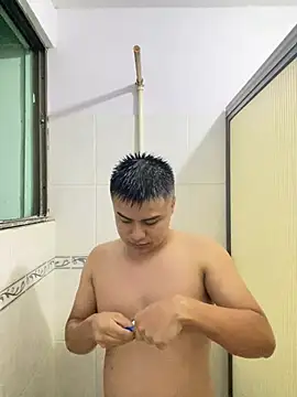 andresmahecha777 online show from 04/10/26, 12:06