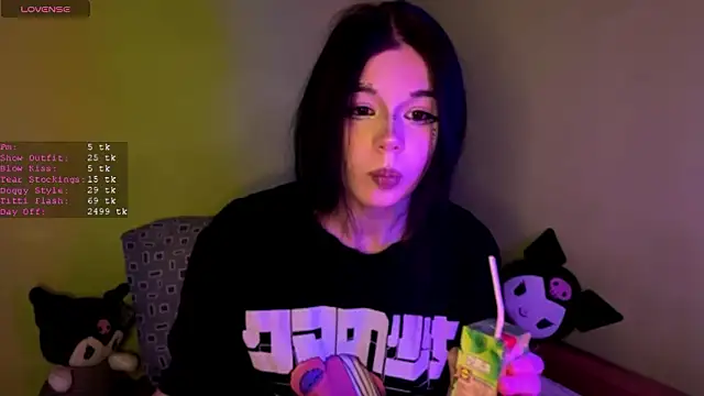 Snapshot of shikowaifu chatting on 02/02/26, 06:40 shikowaifu online show from 02/02/26, 06:40