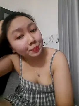 Heo xxinhxx online show from 02/20/26, 02:30