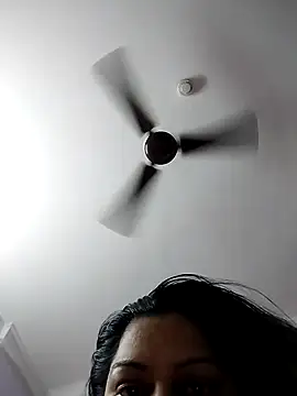 Snapshot of milf_punjaban chatting on 04/23/26, 03:13 milf punjaban online show from 04/23/26, 03:13