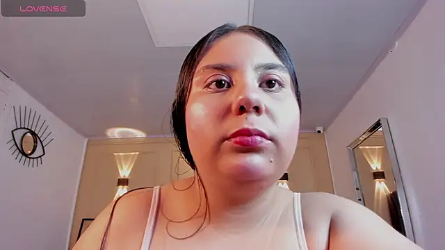 Snapshot of BONNIE_CH1 chatting on 07/16/26, 08:39 BONNIE CH1 online show from 07/16/26, 08:39