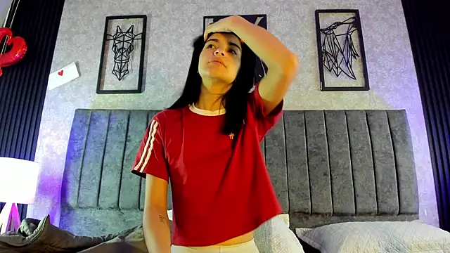 bliinkii and luka  online show from 03/25/26, 12:04