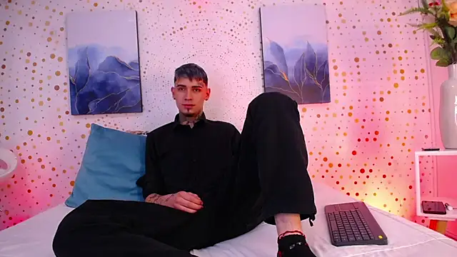 Max Hader online show from 02/10/26, 01:10