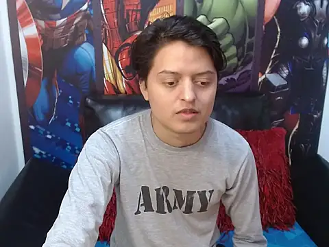 Snapshot of Kevin_Charless chatting on 02/12/26, 11:32 Kevin Charless online show from 02/12/26, 11:32