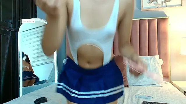 MarianaScott  online show from 03/05/26, 12:02