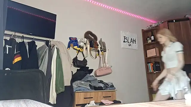 ChongTreece online show from 02/06/26, 05:14