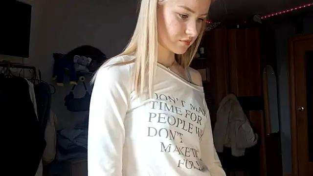 ChongTreece online show from 03/19/26, 06:46