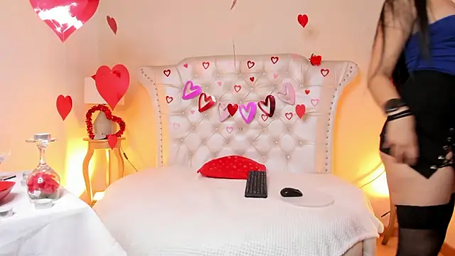 SamanthaMorelli online show from 02/11/26, 12:38