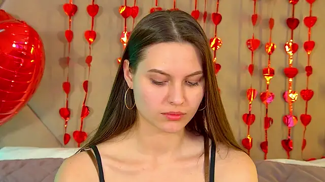 Snapshot of AliceVersal chatting on 02/10/26, 04:50 AliceVersal online show from 02/10/26, 04:50