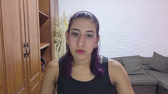 Violet rousse7 online show from 06/03/26, 04:24