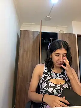 Violet rousse7 online show from 03/06/26, 12:05