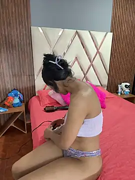 Violet rousse7 online show from 03/01/26, 12:54