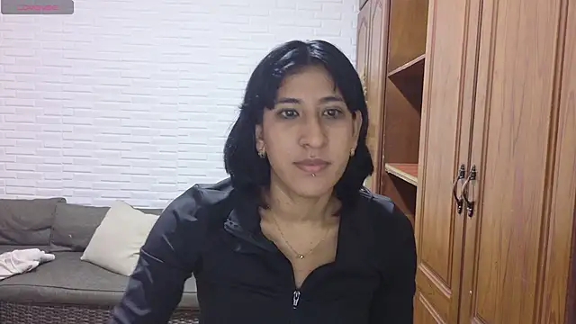 Snapshot of Violet_rousse7 chatting on 06/06/26, 03:01 Violet rousse7 online show from 06/06/26, 03:01
