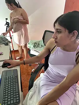 Violet rousse7 online show from 02/03/26, 11:21