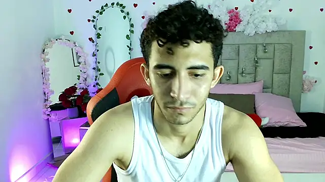 Caius fox online show from 04/12/26, 01:25