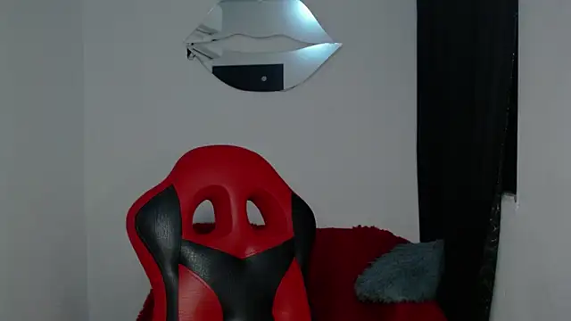 Snapshot of Caius_fox chatting on 02/05/26, 11:06 Caius fox online show from 02/05/26, 11:06