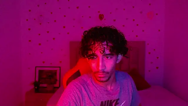 Caius fox online show from 03/19/26, 11:32