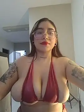 Helll girll online show from 03/15/26, 03:13