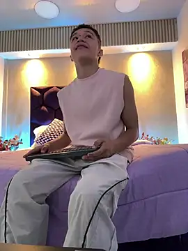 Dominik Souza online show from 05/19/26, 07:54