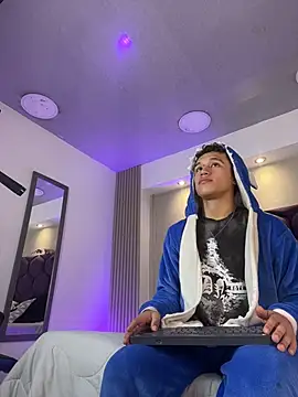 Dominik Souza online show from 04/14/26, 08:03