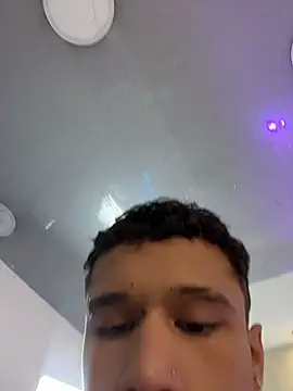 Dominik Souza online show from 04/04/26, 08:04