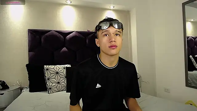 Dominik Souza online show from 03/17/26, 06:22