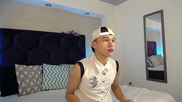 Dominik Souza online show from 03/12/26, 06:56