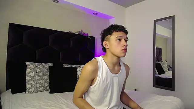 Dominik Souza online show from 03/10/26, 06:56