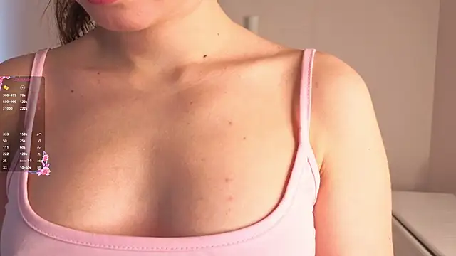 LoraLynn online show from 04/04/26, 11:28