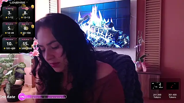 Snapshot of Iris_colette chatting on 07/15/26, 10:06 Iris colette online show from 07/15/26, 10:06